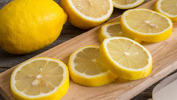 با مصرف لیمو ترش سبز بینی خود را کوچک کنید